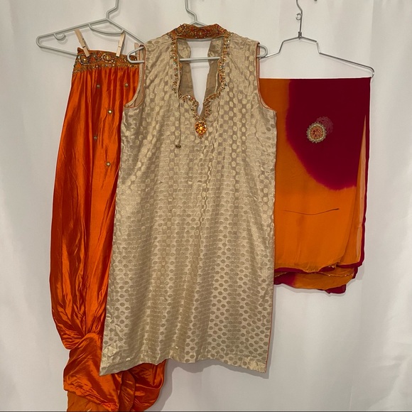Orange Salwar Kameez Indian 3-Piece Set – Punjab/Pakistan Style - Picture 3 of 10